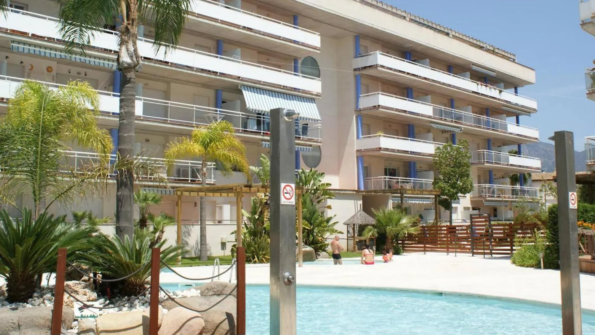 Apartamento Con Vistas Al Canal En Residencia Con Piscina Roses 0*,