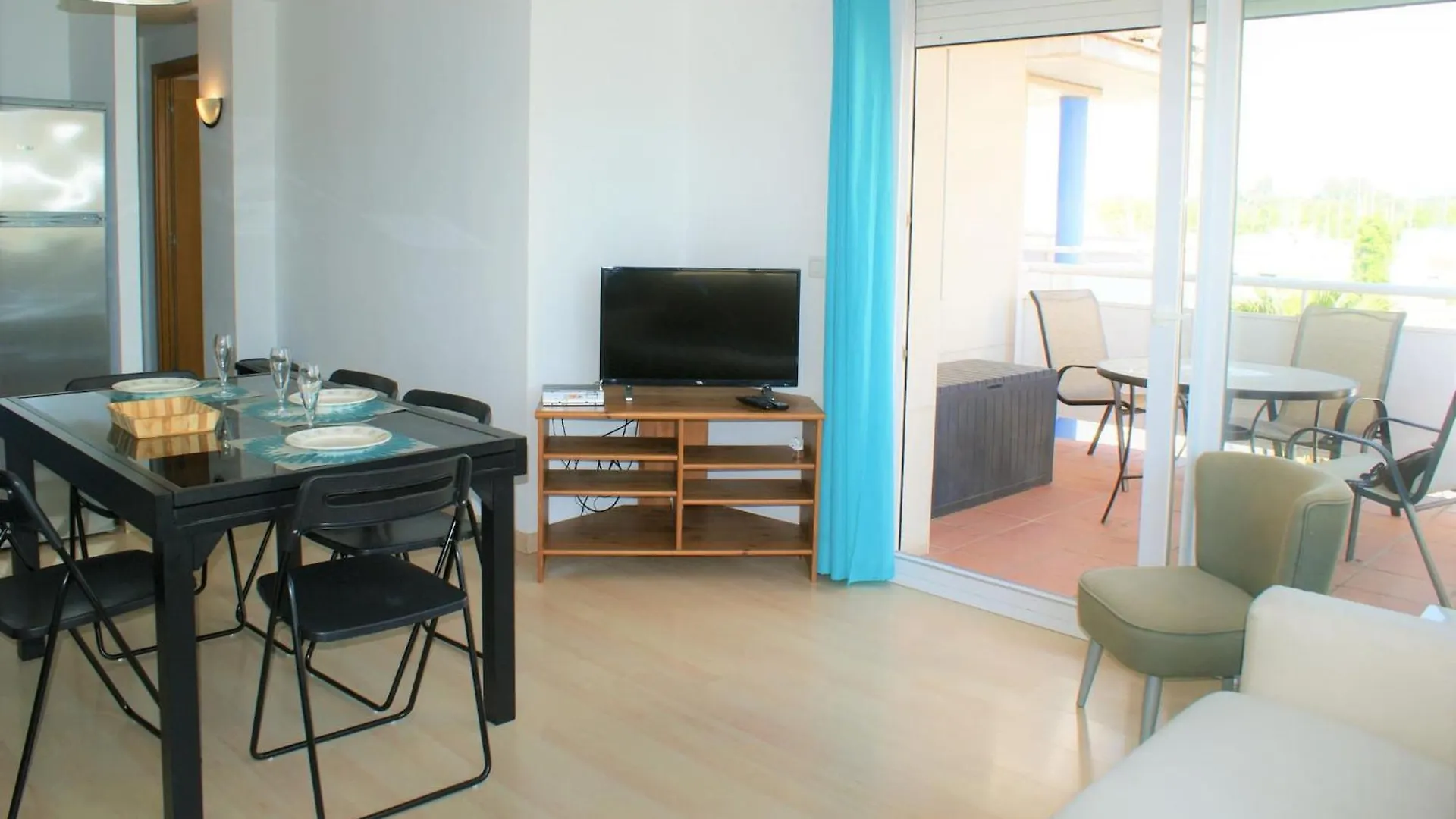 Apartamento Con Vistas Al Canal En Residencia Con Piscina Roses